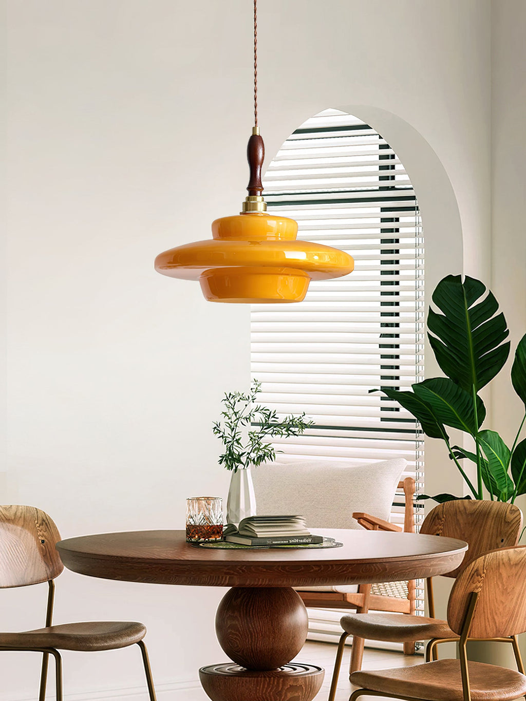 WINTHORPE SCENTED GLOW HANGING LAMP