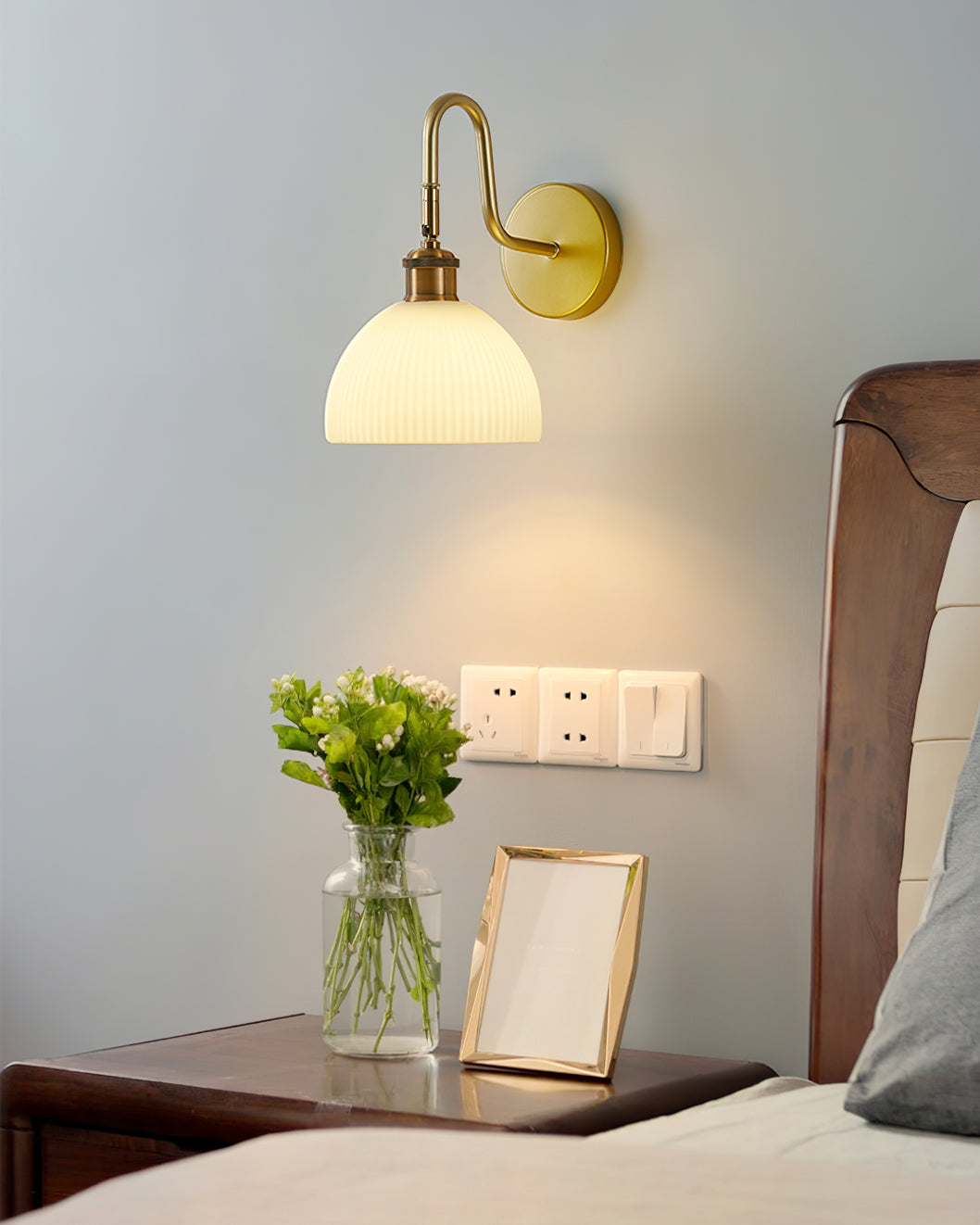 Winthrop Vintage Wall Sconce