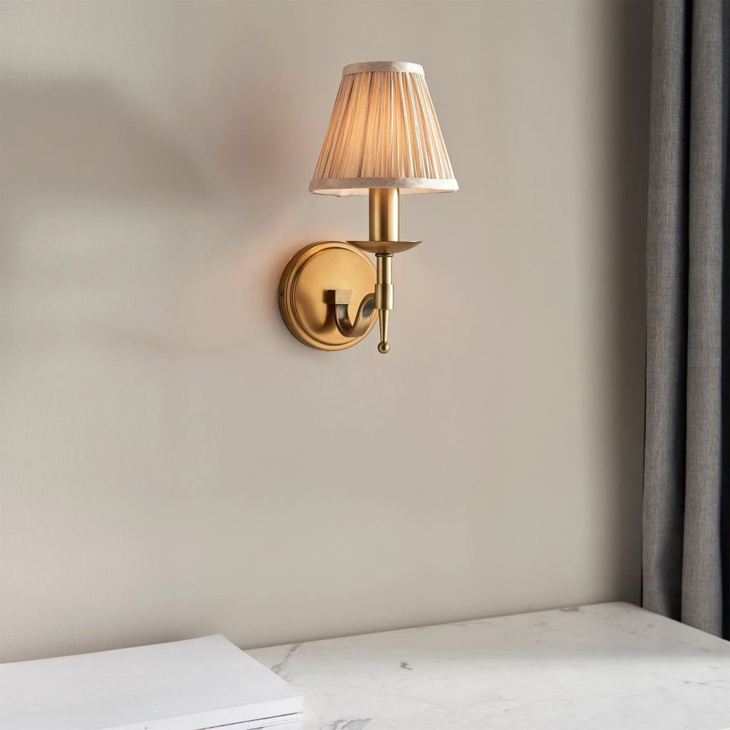 Ravenswood Vintage Lantern Sconce