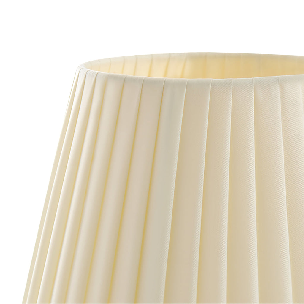 Ravensworth Dusk Table Illumination