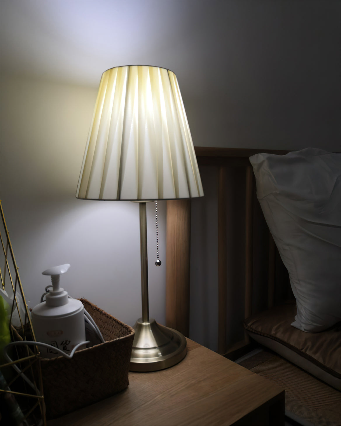 Ravensworth Dusk Table Illumination