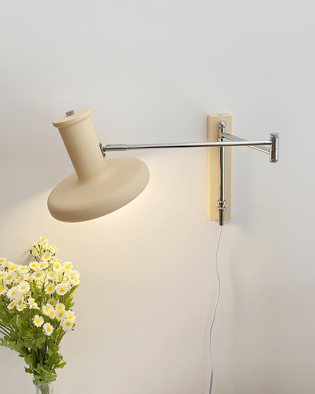 FENWICK IVORY PLUG-IN SCONCE