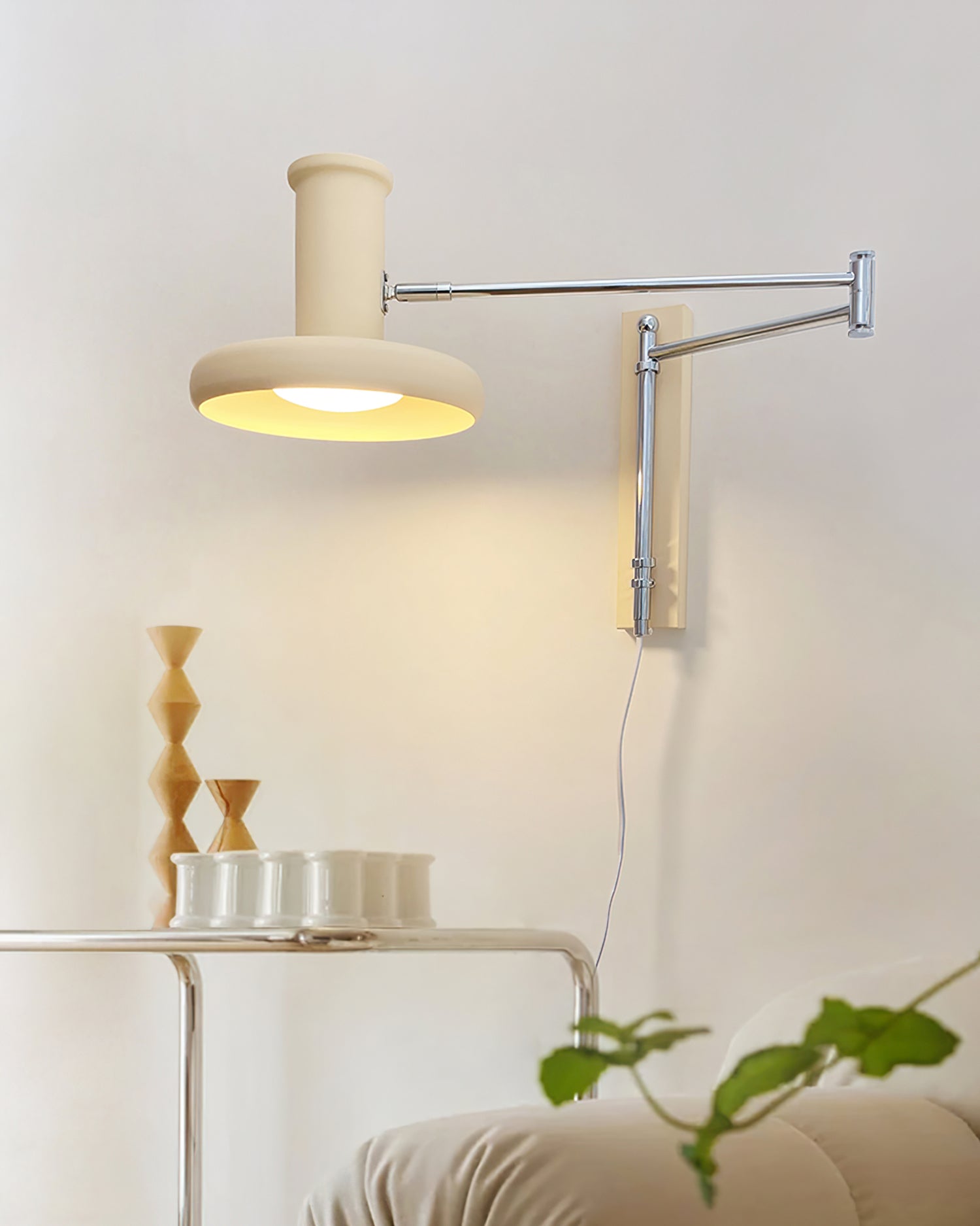 FENWICK IVORY PLUG-IN SCONCE