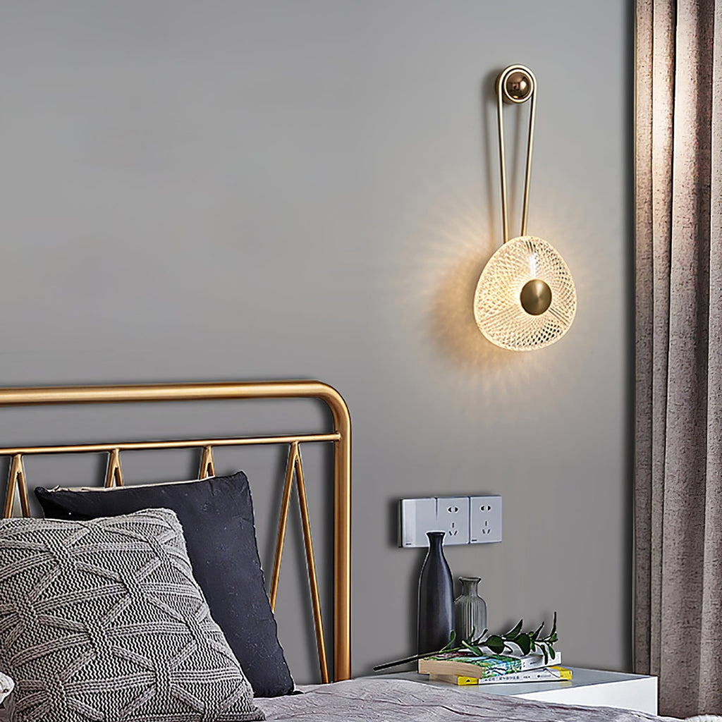 WINTHROP VINTAGE BRASS WALL SCONCE
