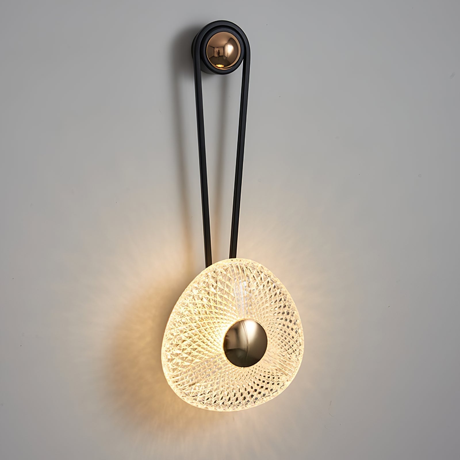WINTHROP VINTAGE BRASS WALL SCONCE