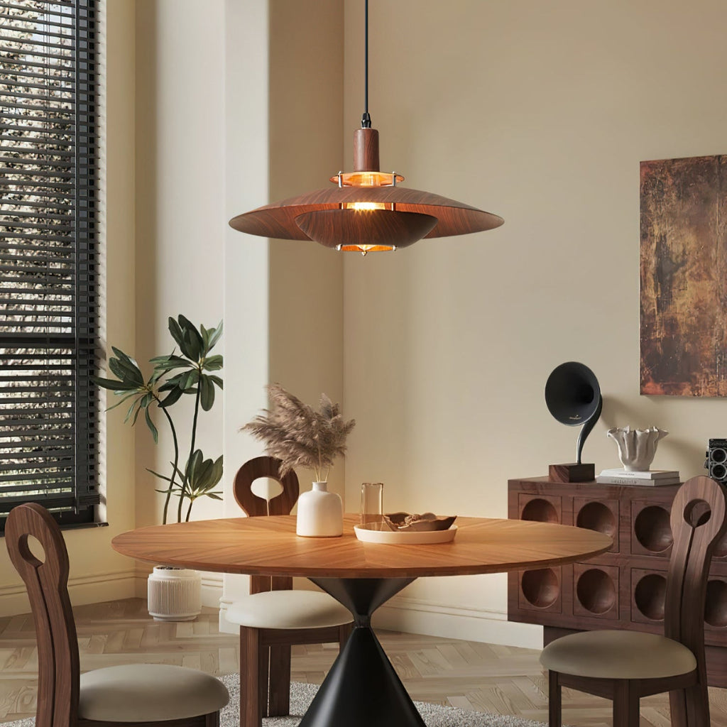 Chesterfield Luminaire