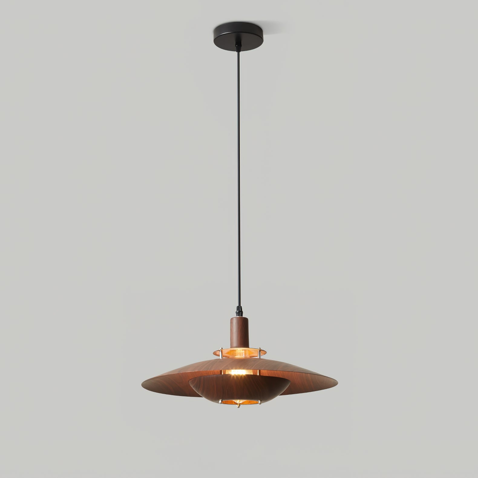 Chesterfield Luminaire