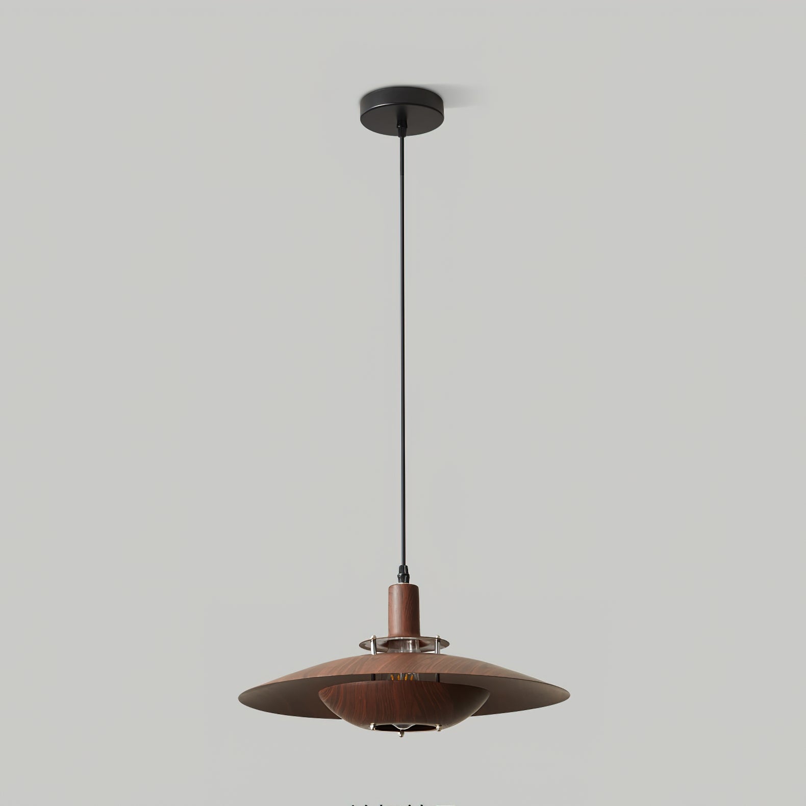 Chesterfield Luminaire