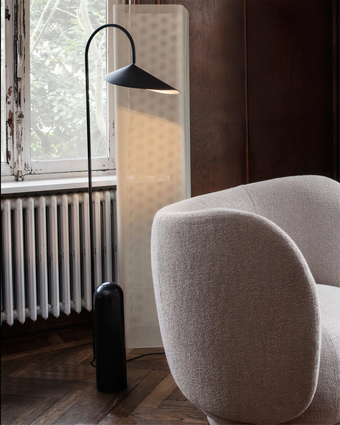 BRIDGEMAN SINGLE POST LANTERN