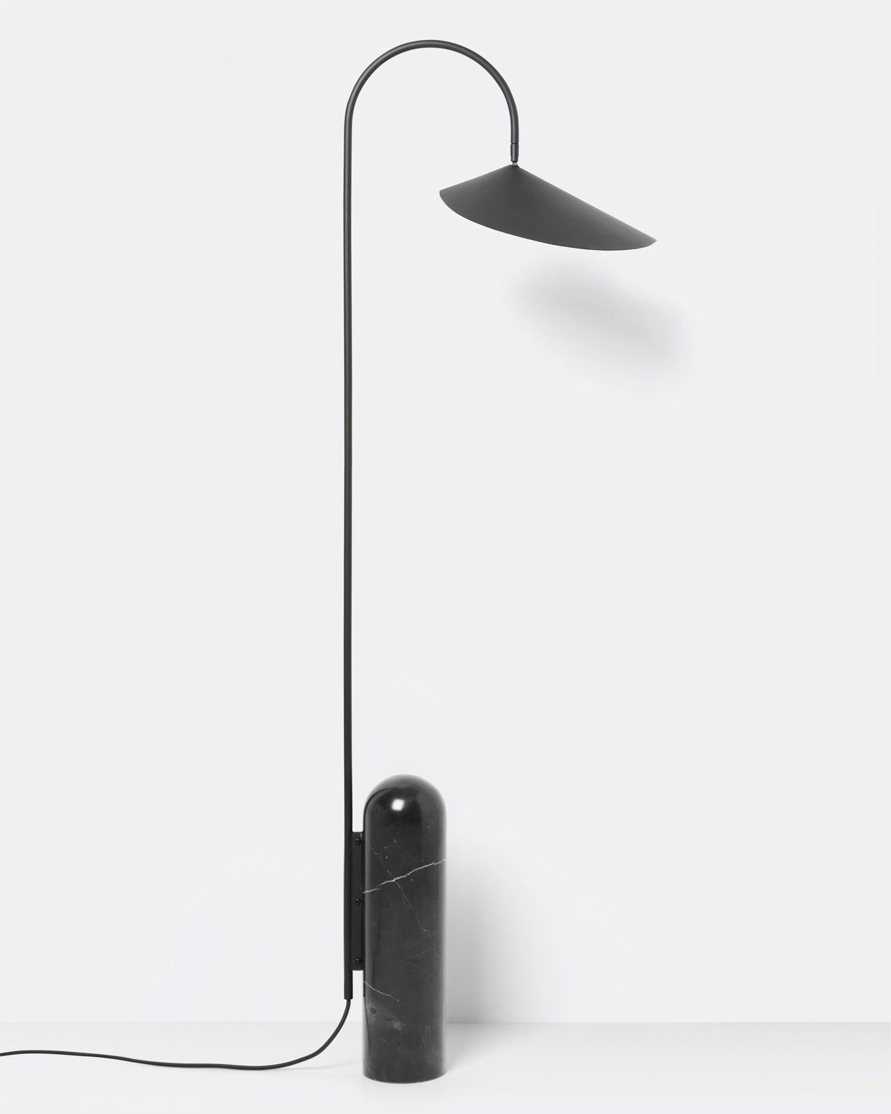 BRIDGEMAN SINGLE POST LANTERN