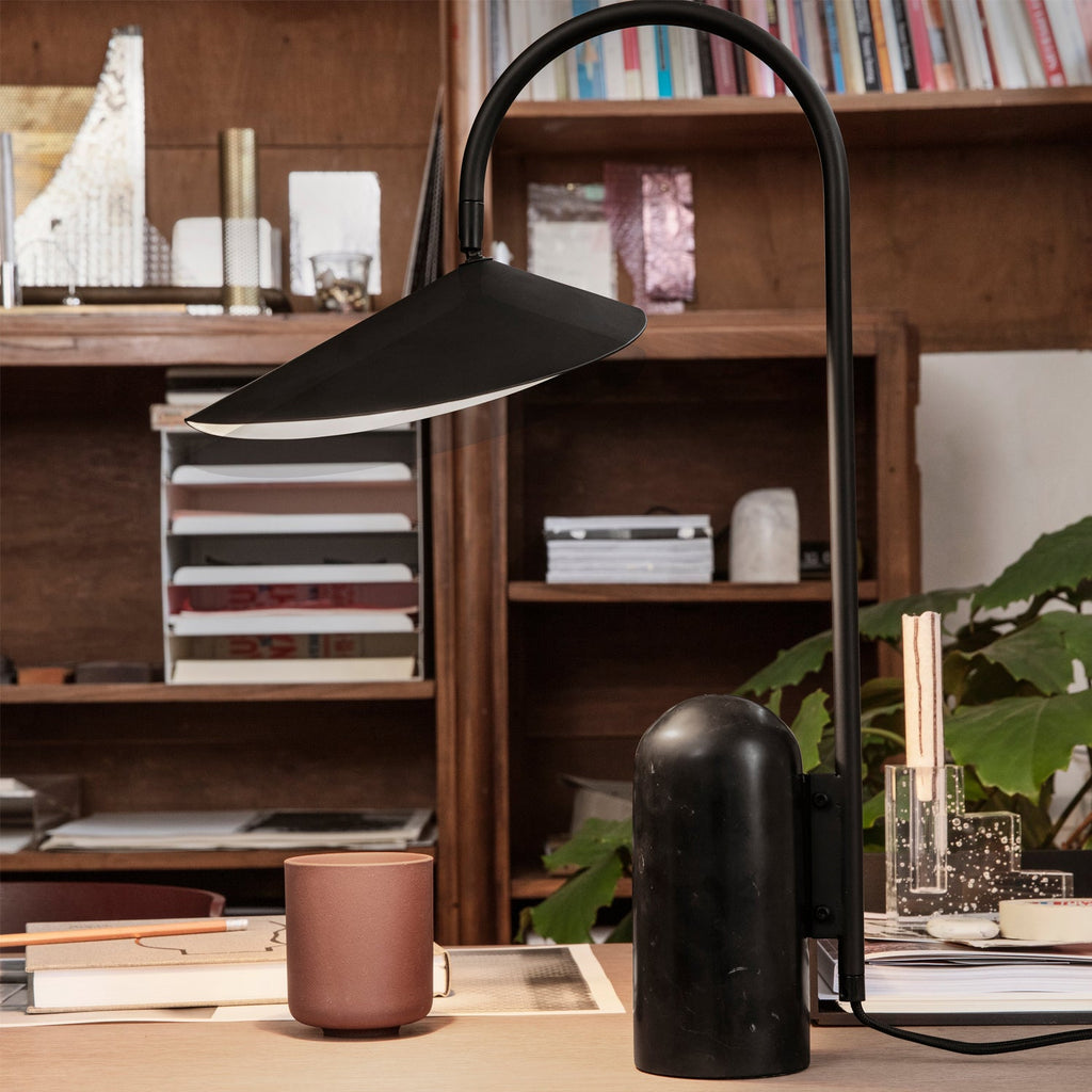 CHARLESTON HARMONY SINGLE SHADE LAMP