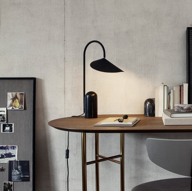 CHARLESTON HARMONY SINGLE SHADE LAMP
