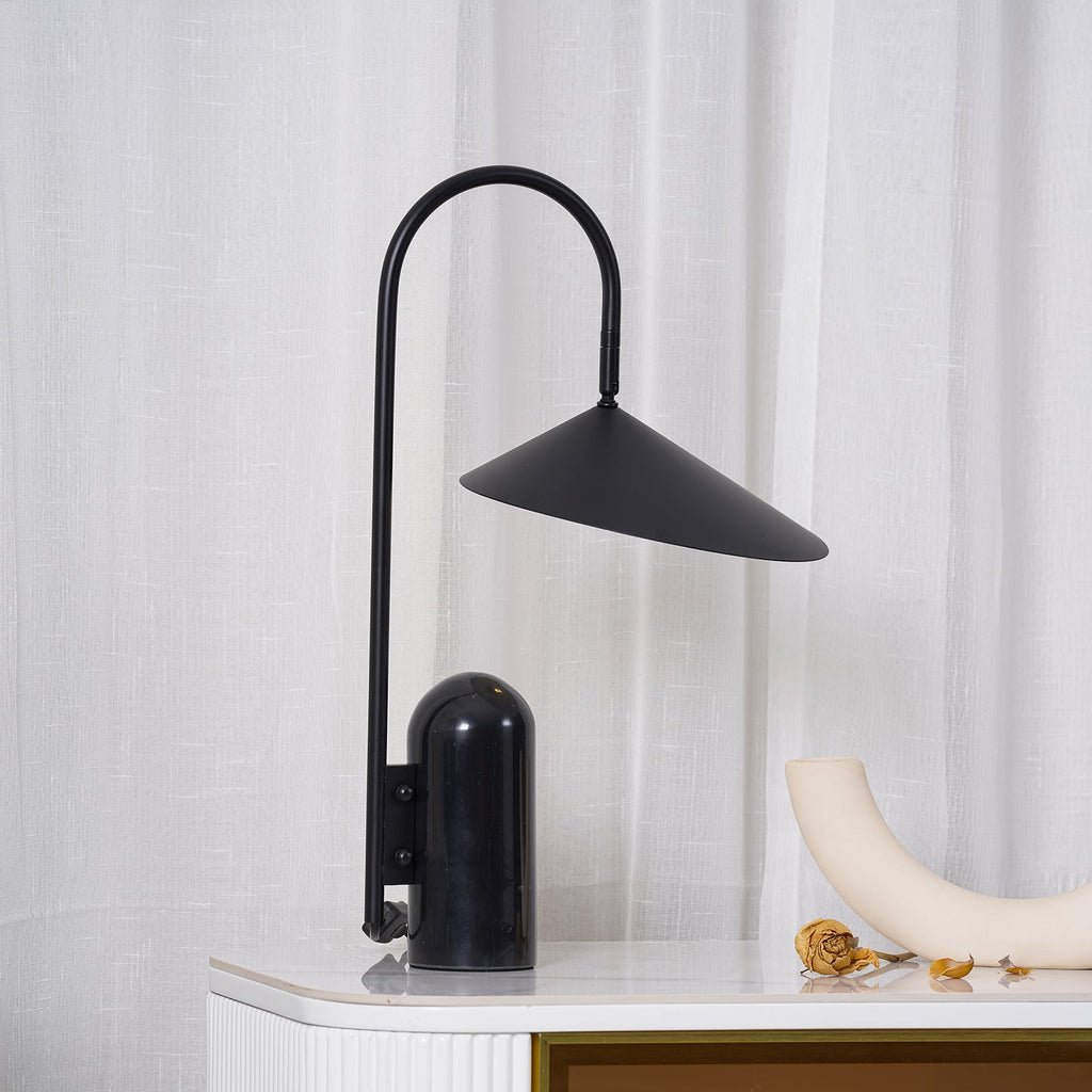 CHARLESTON HARMONY SINGLE SHADE LAMP
