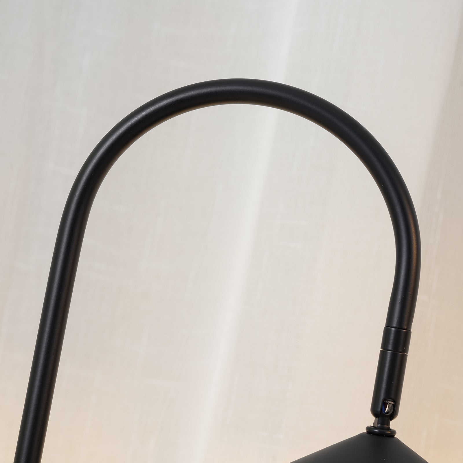 CHARLESTON HARMONY SINGLE SHADE LAMP