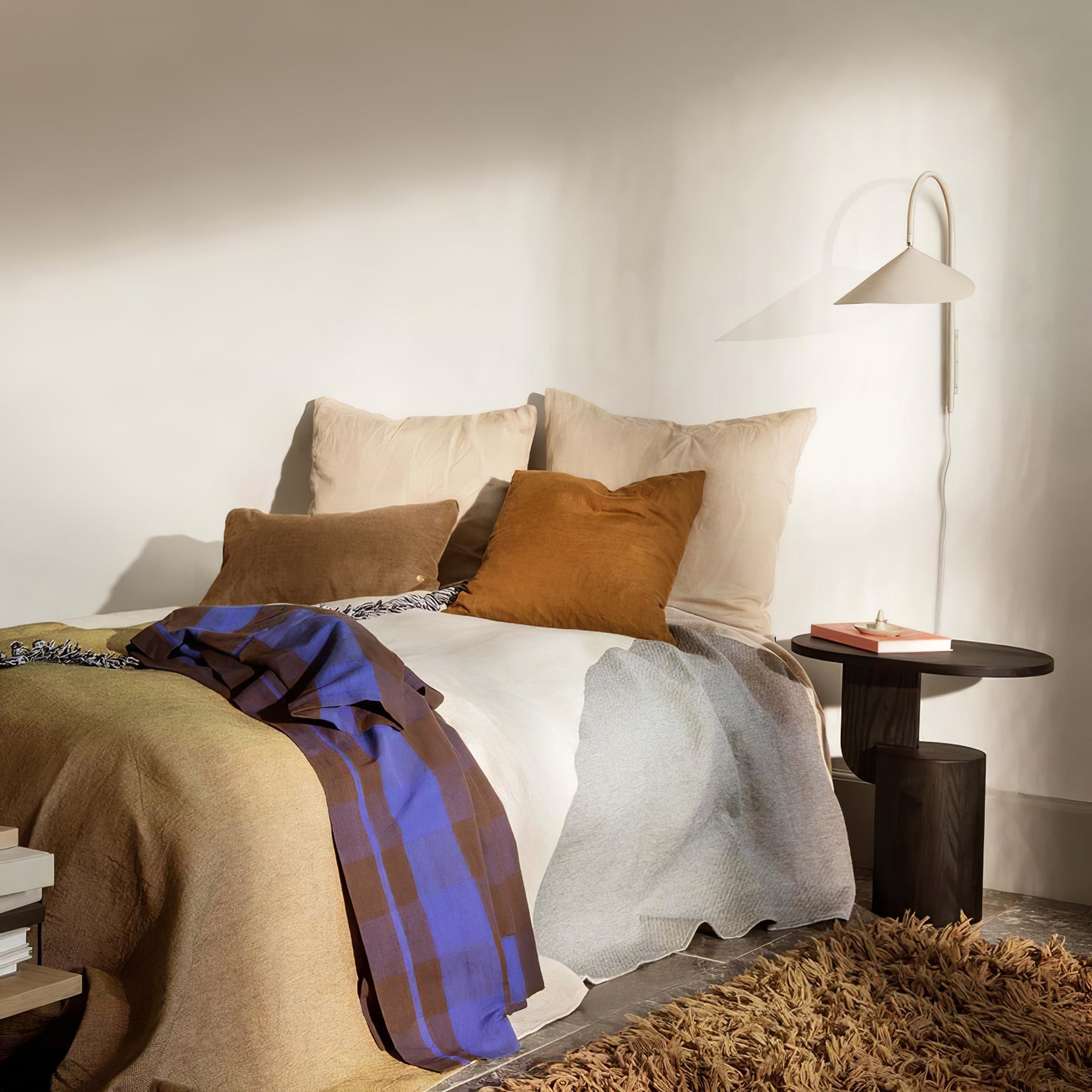 Ravenswood Illuminating Wall Sconce
