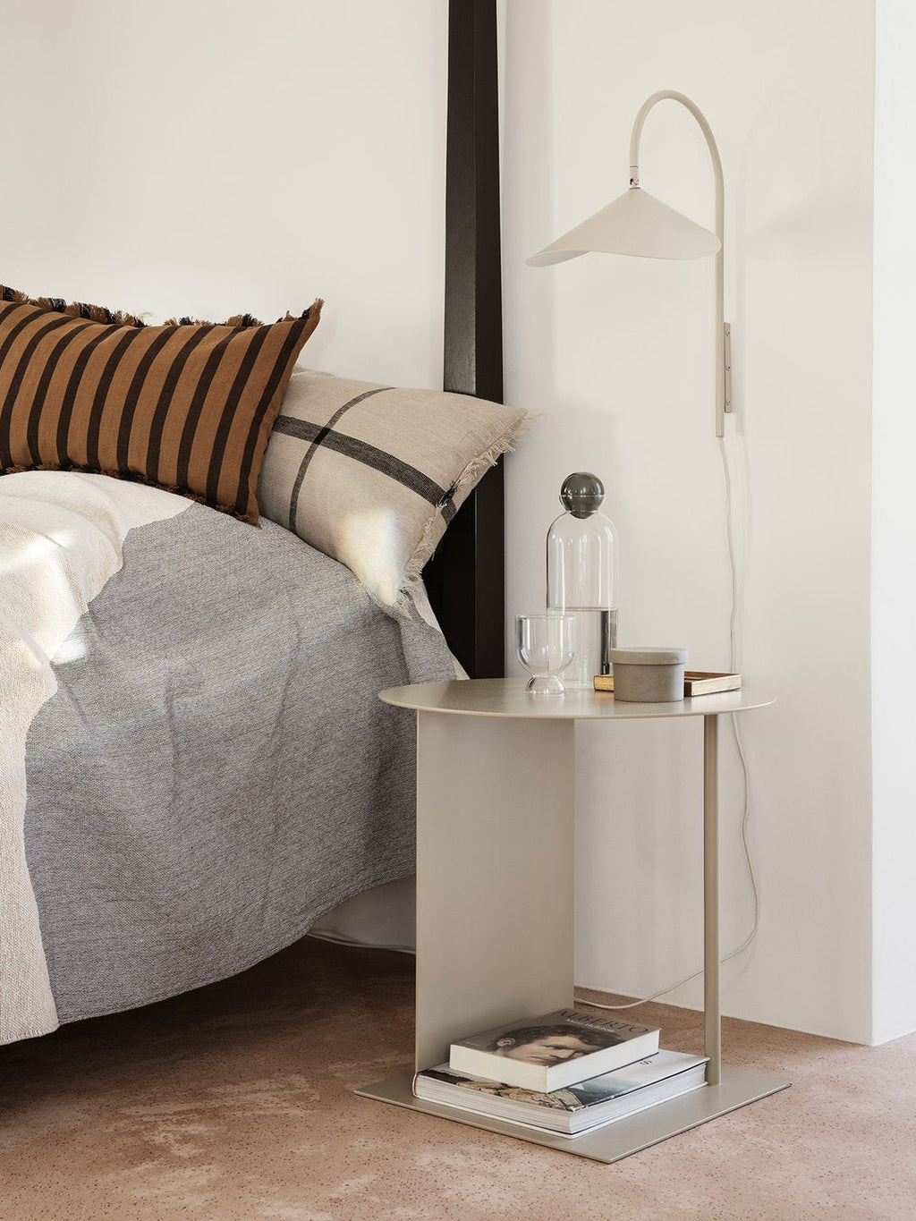 Ravenswood Illuminating Wall Sconce