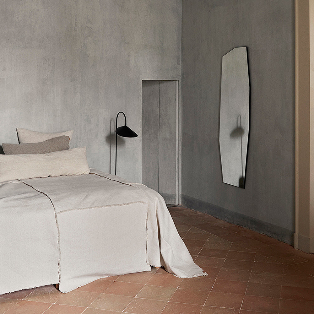 Ravenswood Illuminating Wall Sconce