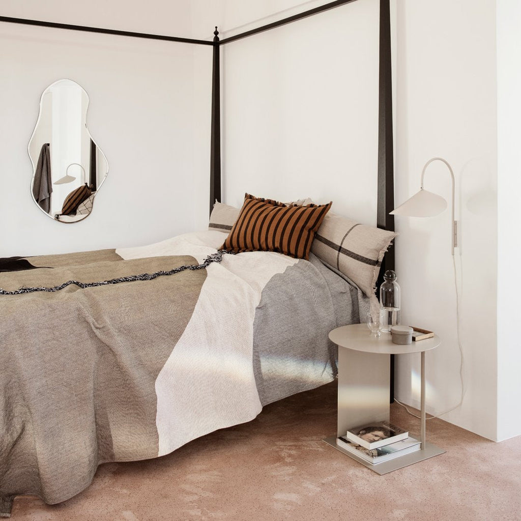 Ravenswood Illuminating Wall Sconce