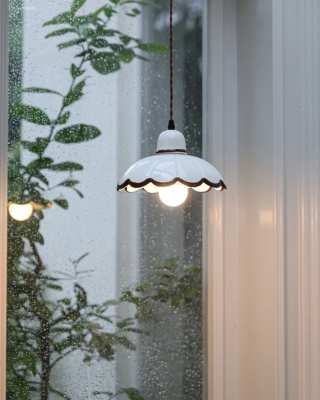 RAVENHURST CRYSTAL DROPLET HANGING LANTERN