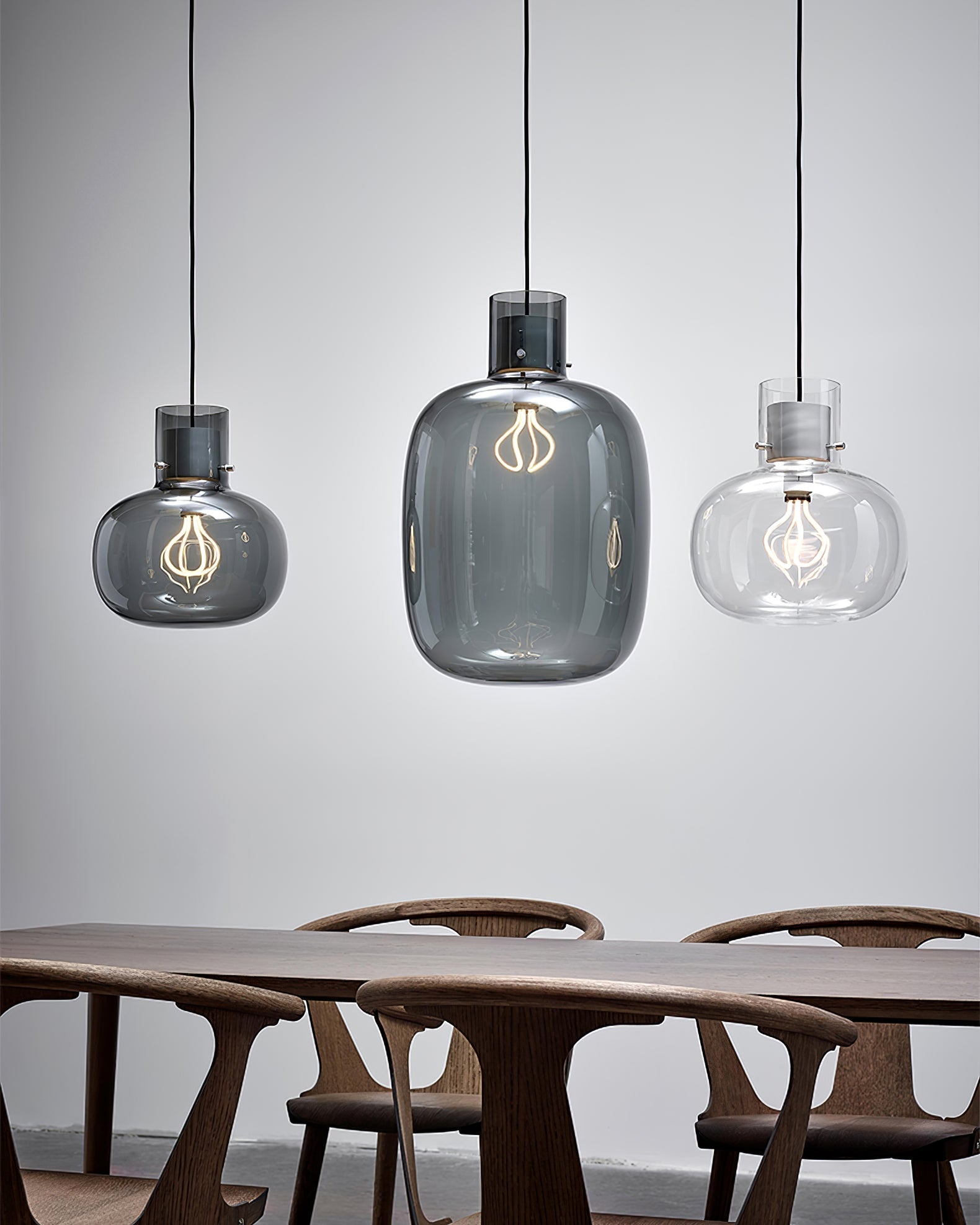 RAVENSCROFT LUMINAIRE HANGING LIGHT