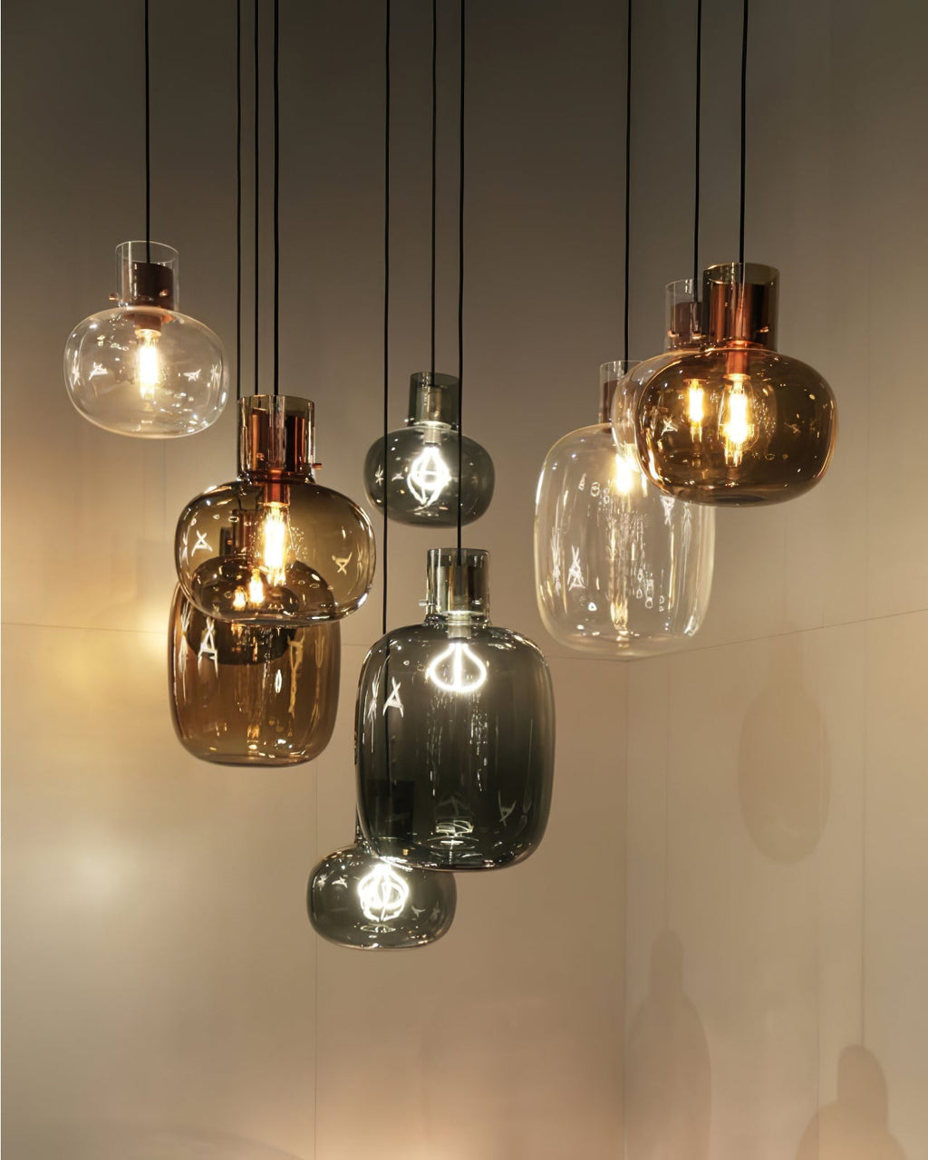 RAVENSCROFT LUMINAIRE HANGING LIGHT