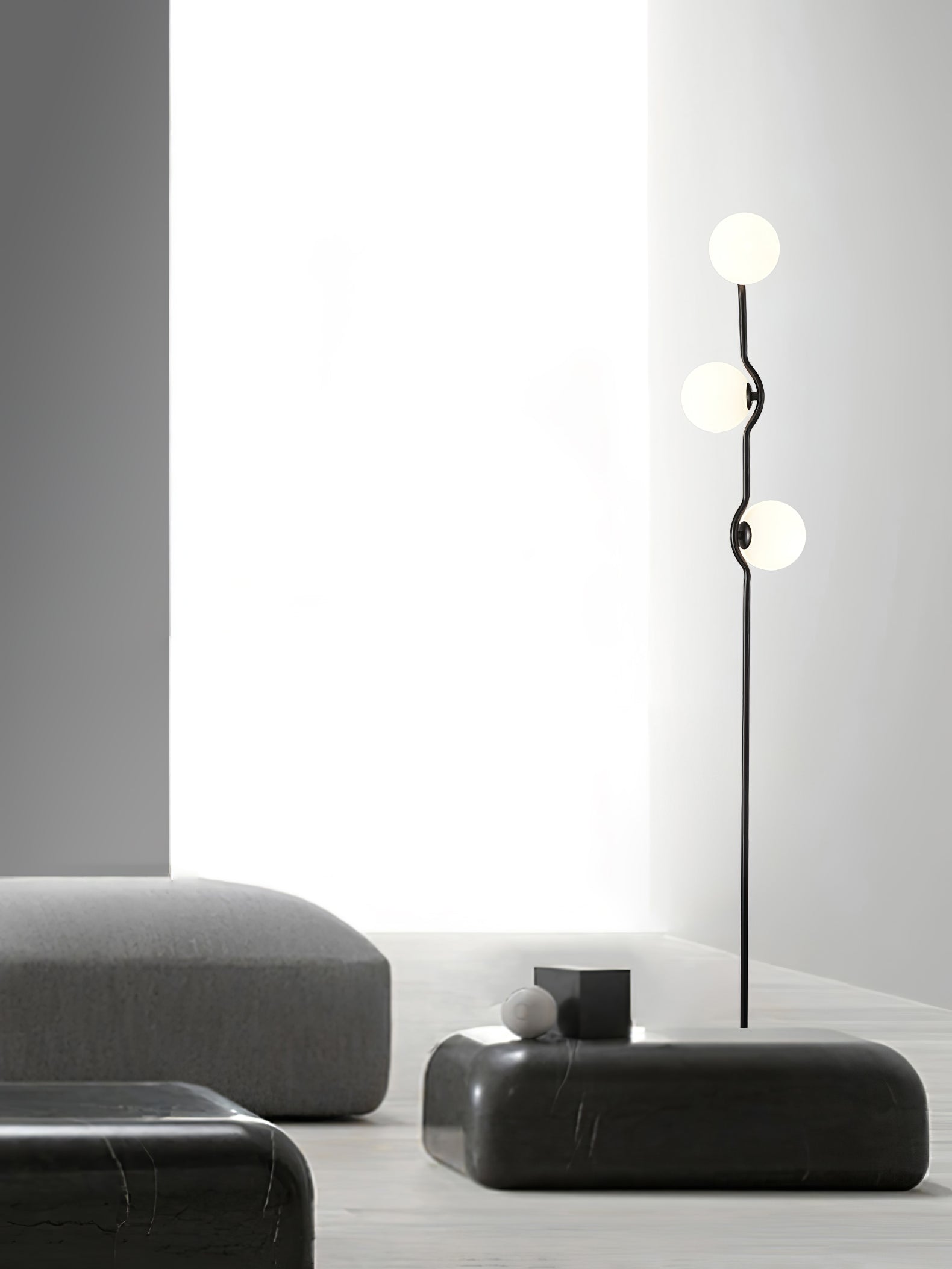 RAVENWOOD TAPERED FLOOR LANTERN