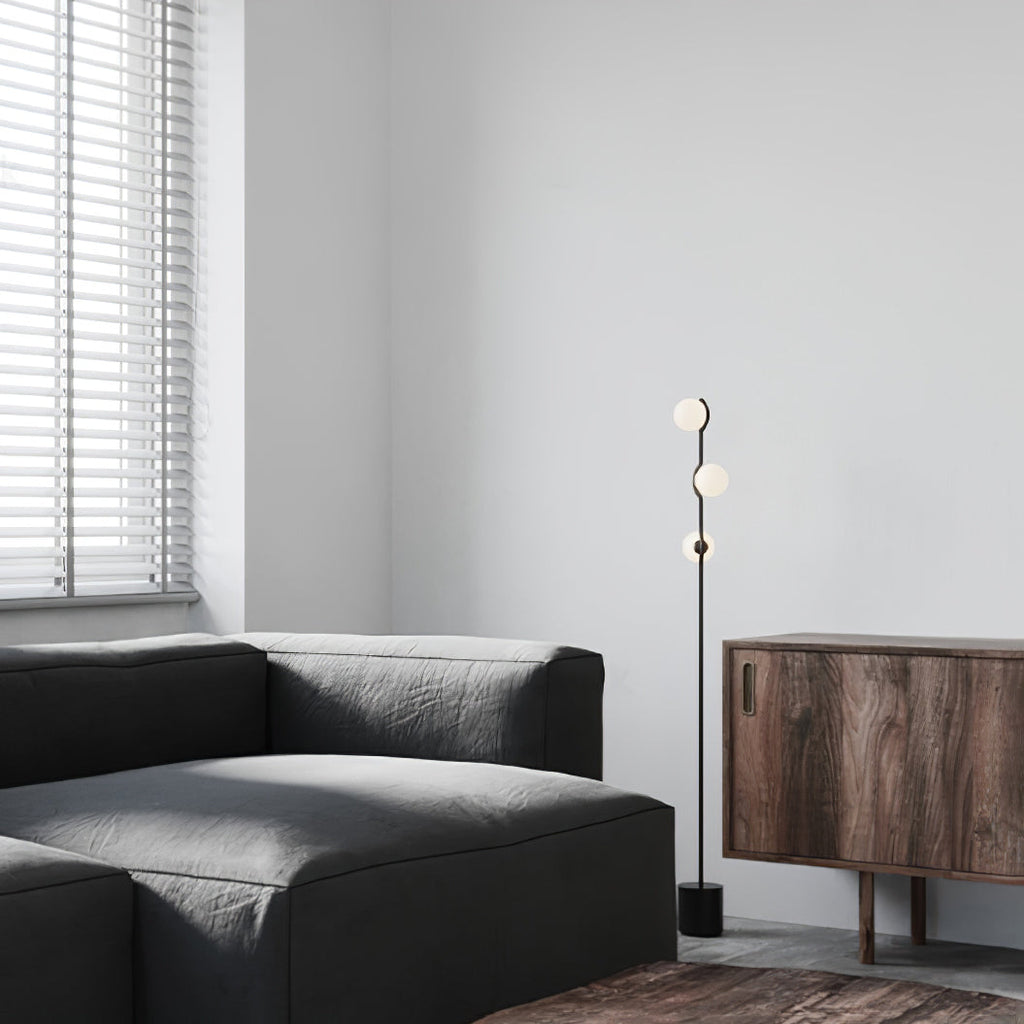 RAVENWOOD TAPERED FLOOR LANTERN