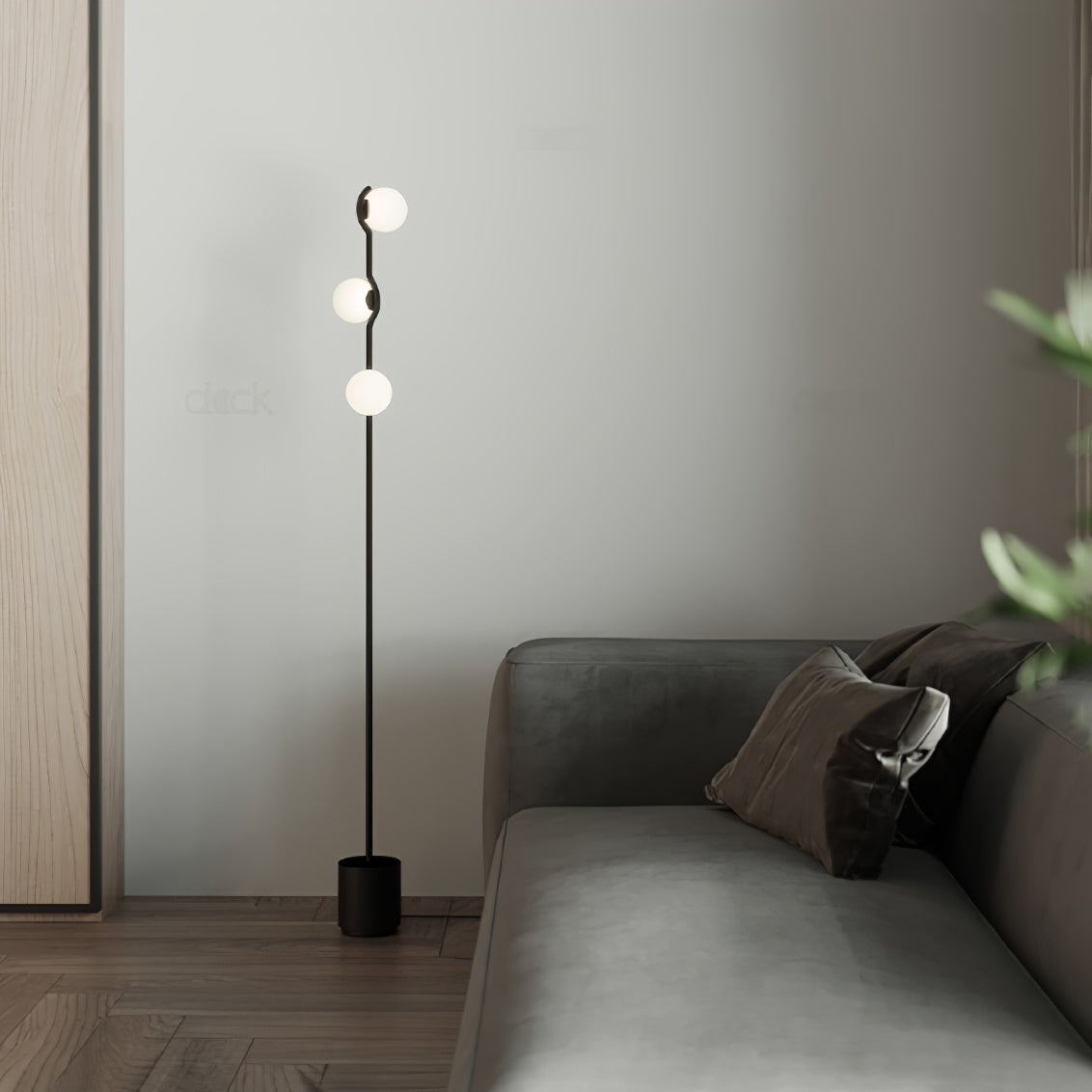 RAVENWOOD TAPERED FLOOR LANTERN