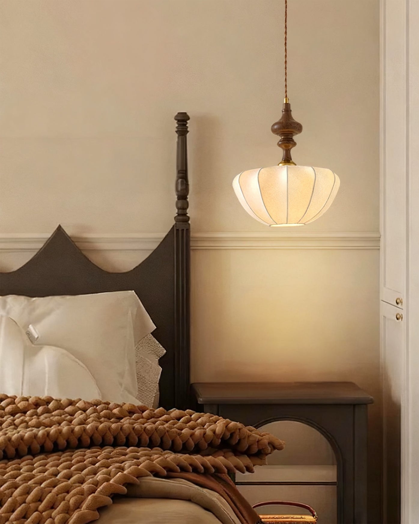 WINTHROP HANGING BELL LIGHT