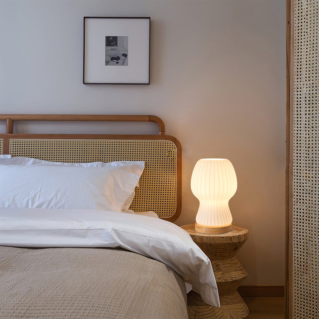 SERAFINA COASTAL INSPIRATION TABLE LAMP