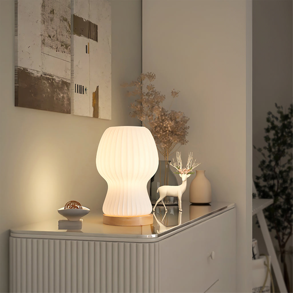 SERAFINA COASTAL INSPIRATION TABLE LAMP