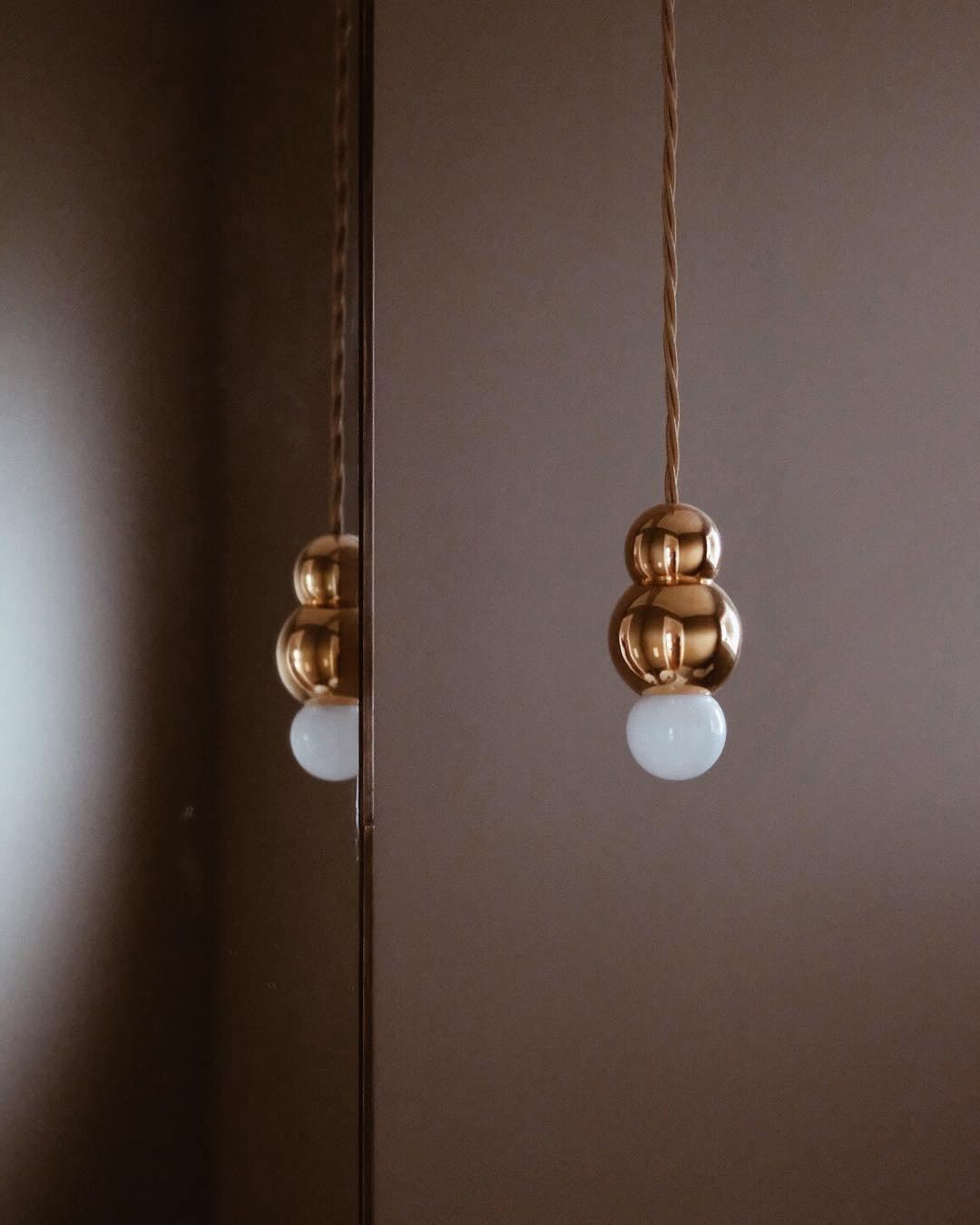 WINDSOR ORB HANGING LUMINAIRE