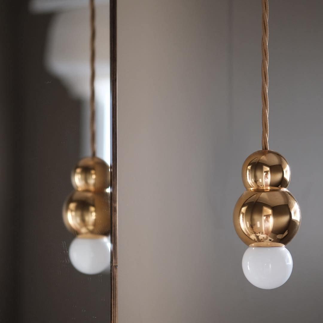 WINDSOR ORB HANGING LUMINAIRE