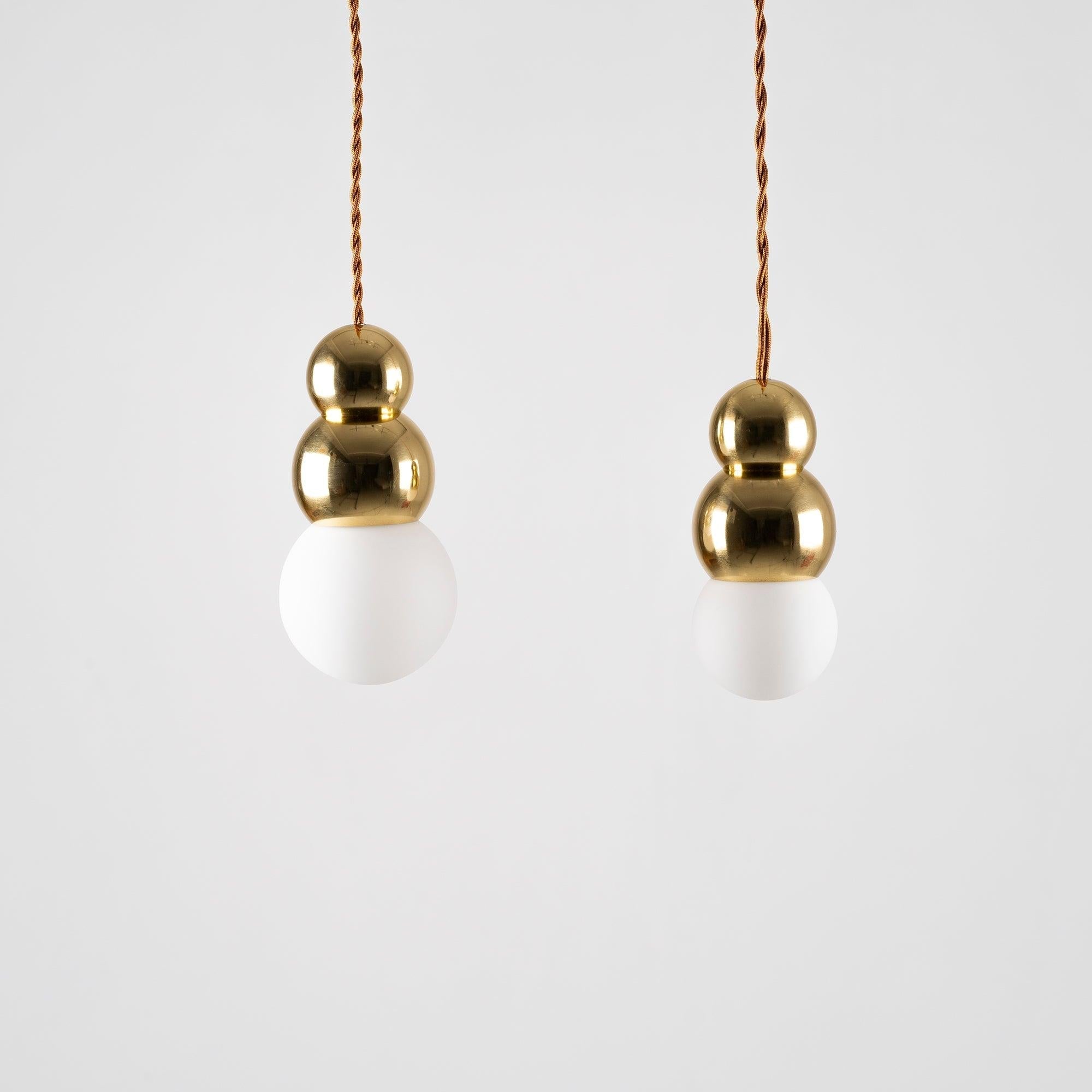 WINDSOR ORB HANGING LUMINAIRE