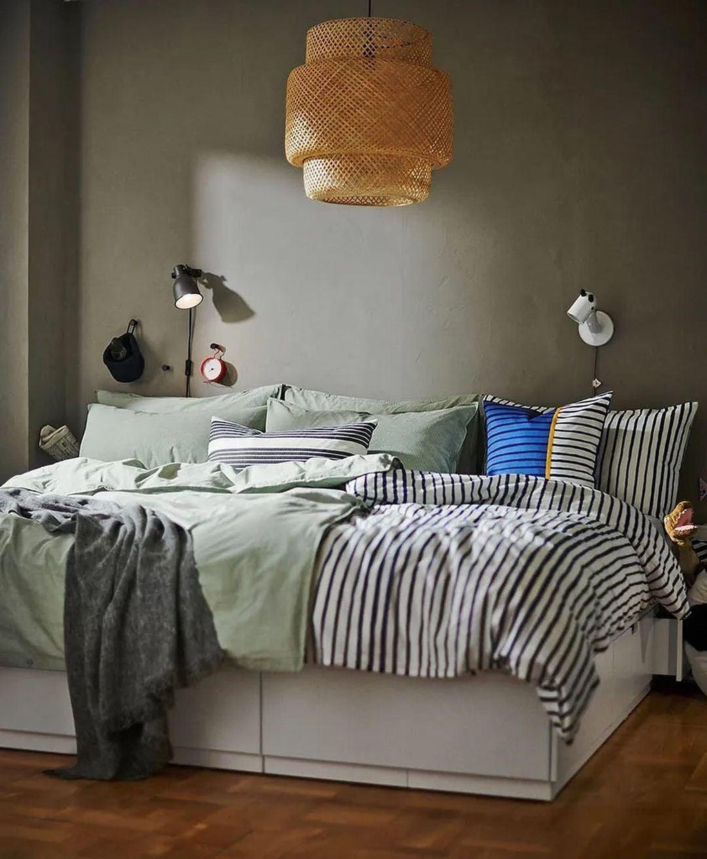 WHITBY BAMBOO CANOPY LAMP