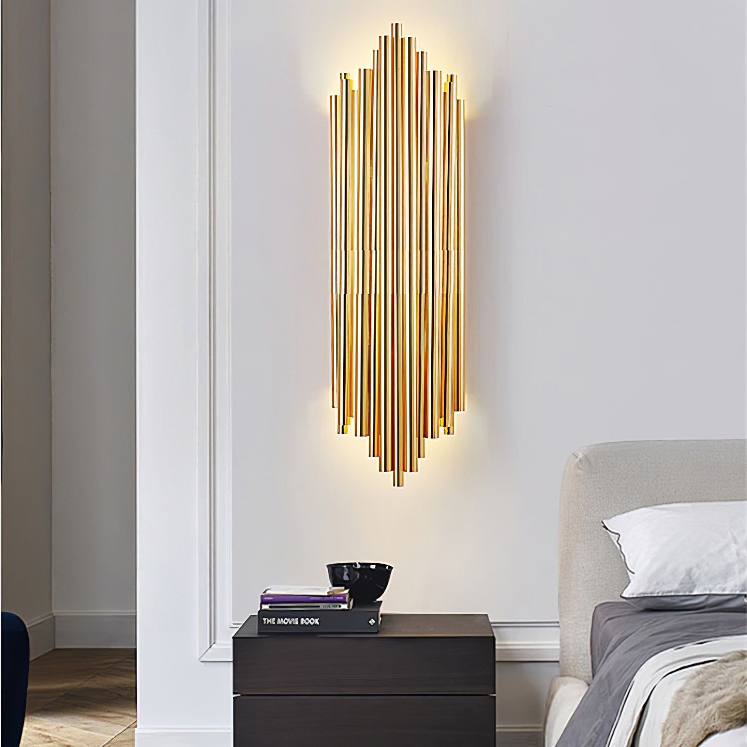 RAVENSDALE ILLUMINATED WALL SCONCE