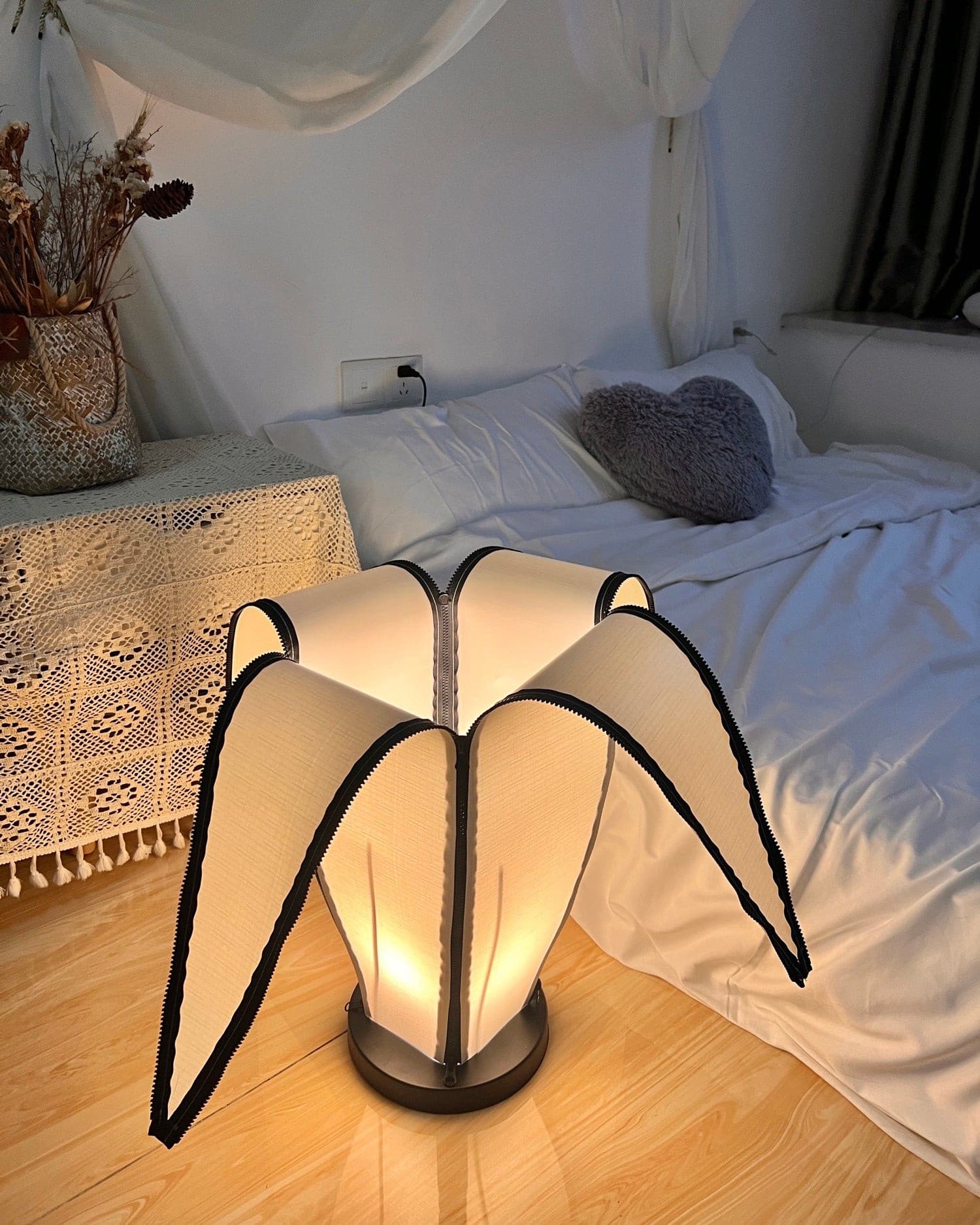 YELLOWSTONE FRUIT INSPIRATION TABLE LANTERN