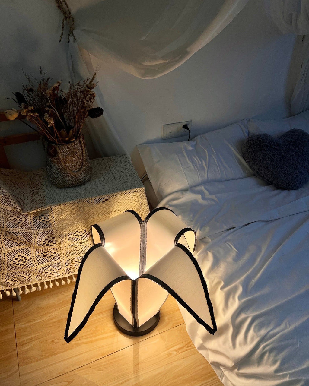 YELLOWSTONE FRUIT INSPIRATION TABLE LANTERN