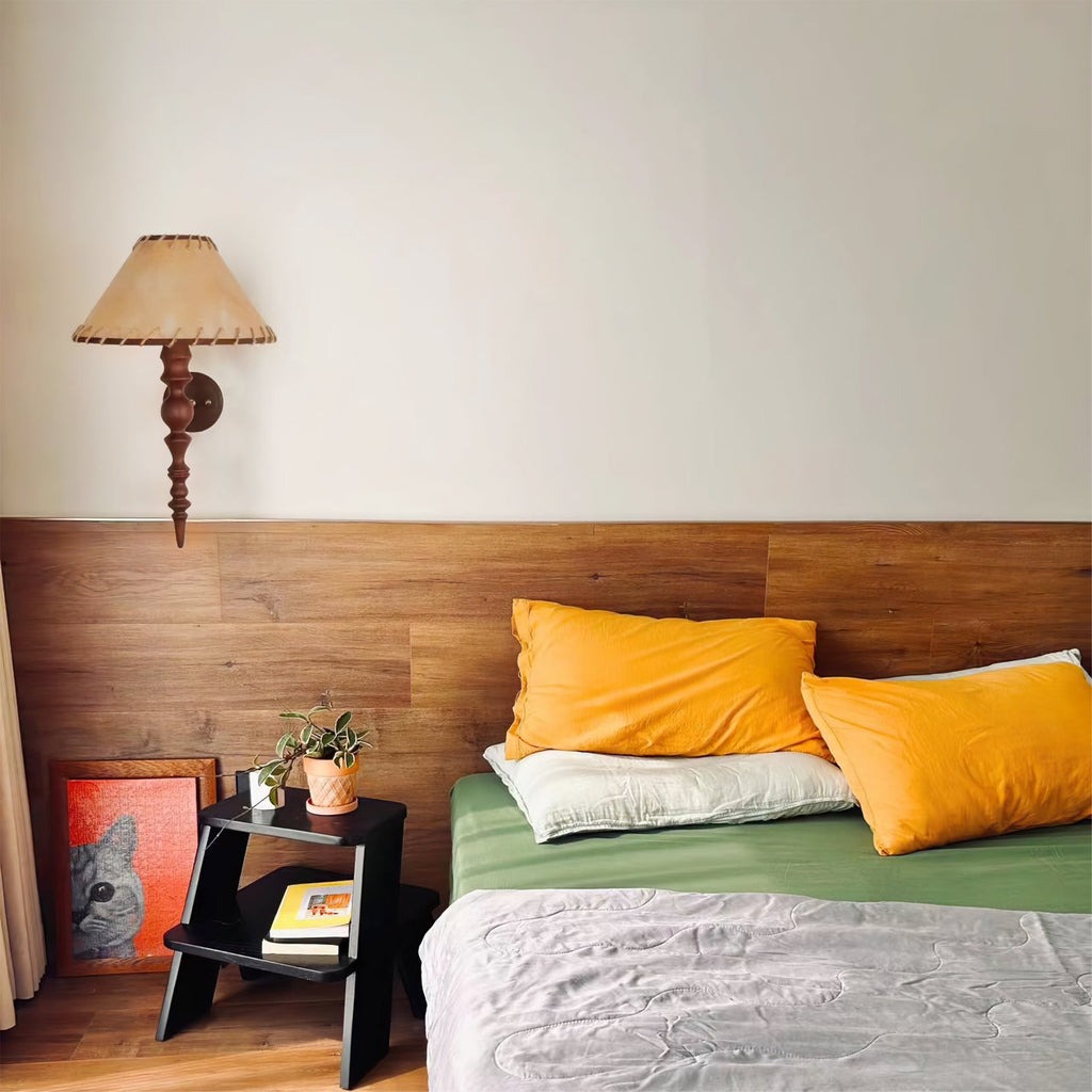 RAVENHALL MID-CENTURY INSPIRED WALL LIGHT
