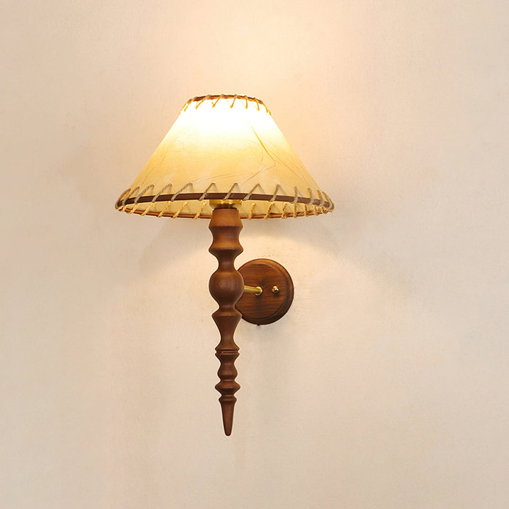 RAVENHALL MID-CENTURY INSPIRED WALL LIGHT