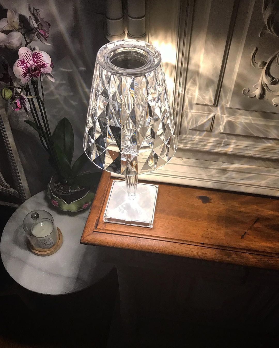 FENWICK LUMINOUS ORB TABLE LIGHT