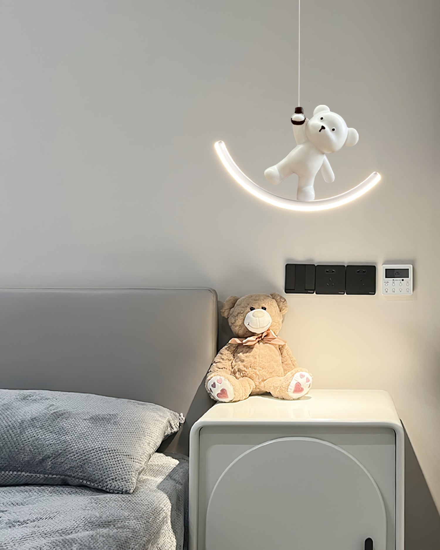WINTERBOURNE POLISHED RESIN BEAR PENDANT LIGHT