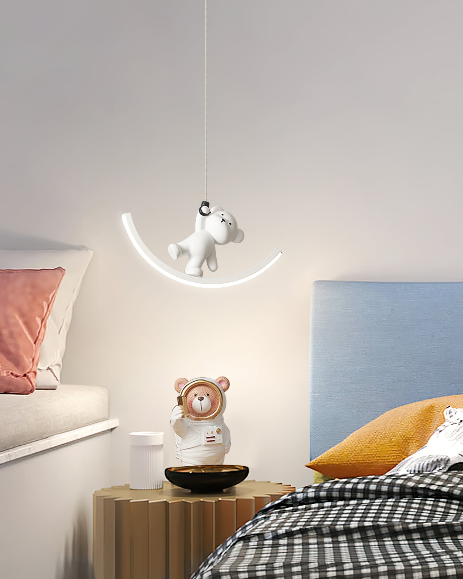 WINTERBOURNE POLISHED RESIN BEAR PENDANT LIGHT