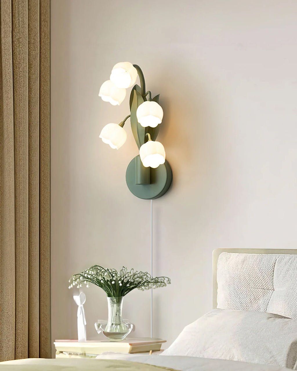 RAVENSDALE BLOOMING WALL SCONCE