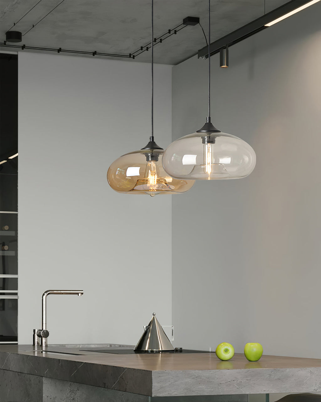 WINTHROP CRYSTAL TEARDROP LANTERN