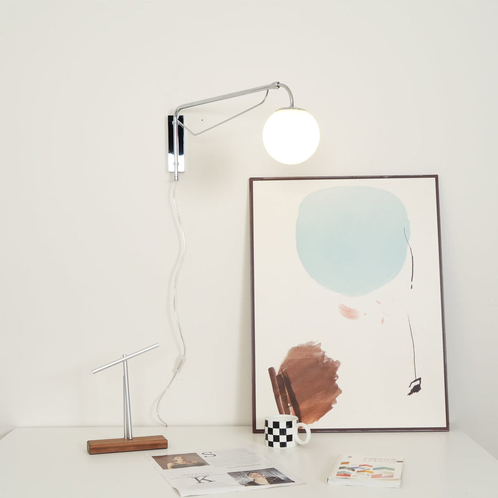FENWICK WALL-MOUNTED ILLUMINATOR