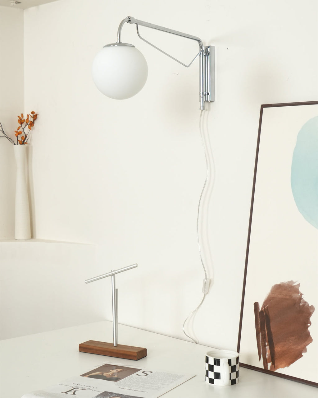 FENWICK WALL-MOUNTED ILLUMINATOR