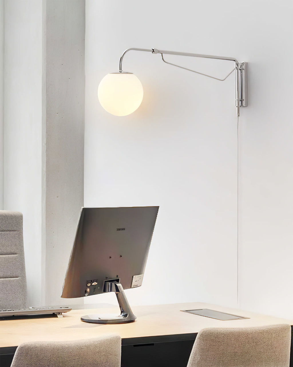 FENWICK WALL-MOUNTED ILLUMINATOR