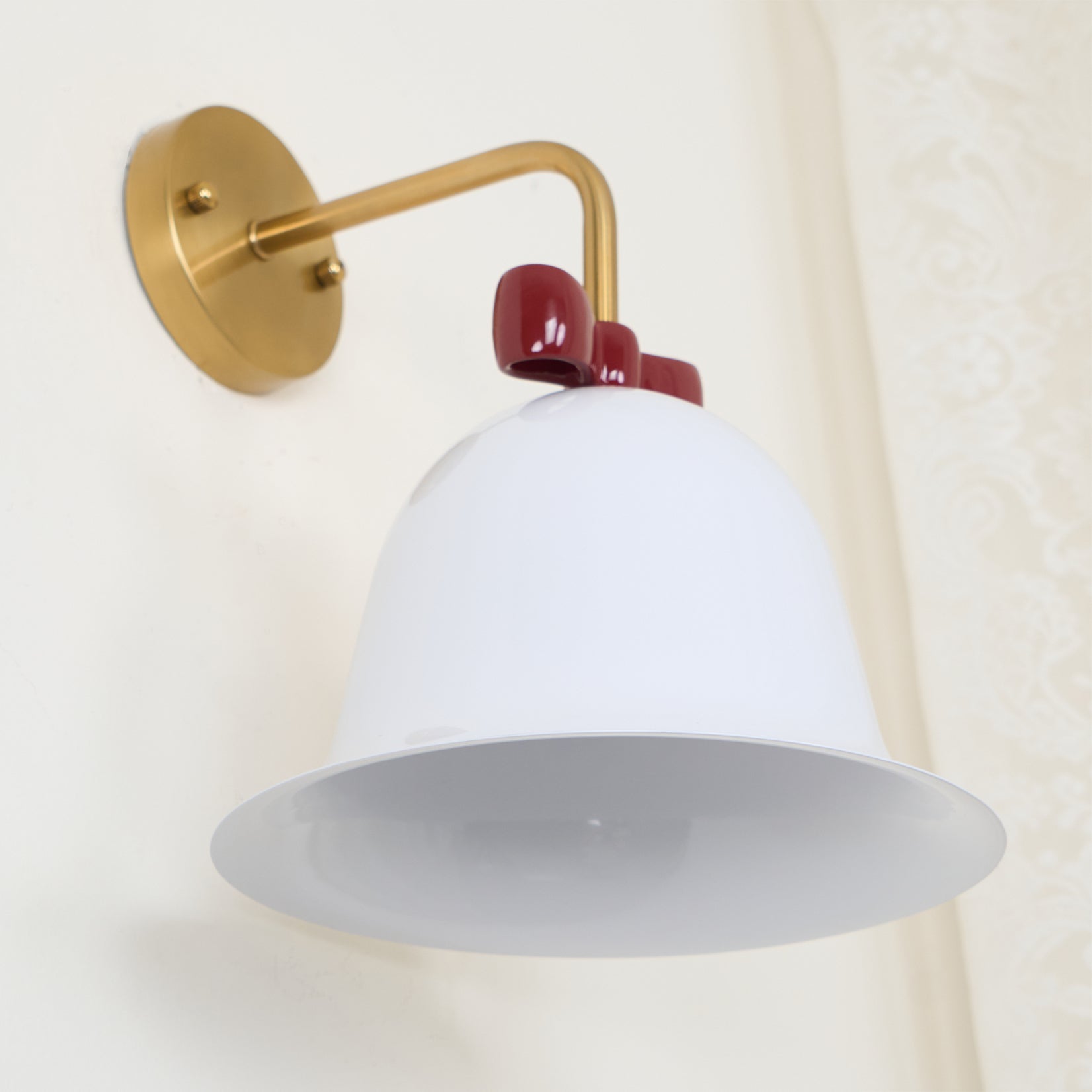WINDSOR BOWED ARCH WALL SCONCE
