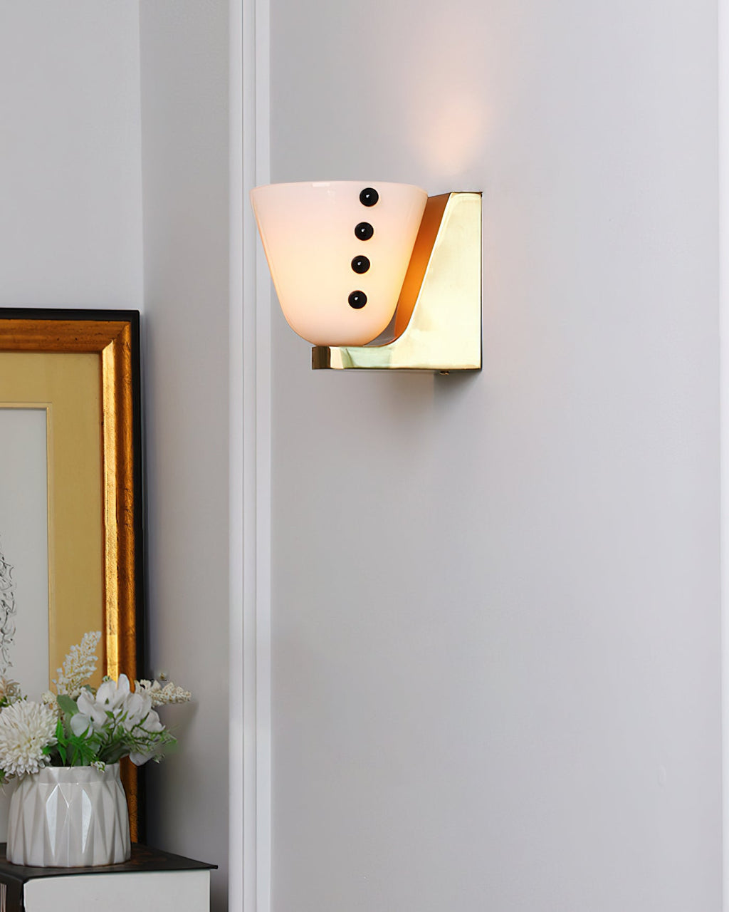 THORNFIELD FRUIT BUNCH WALL SCONCE